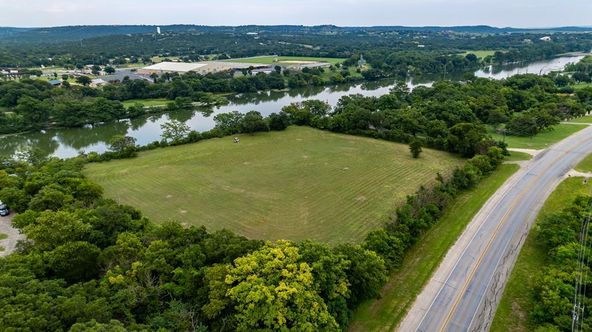 2511 Bandera Hwy, Kerrville, TX 78028